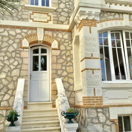 Renove Et Cosy Au Calme ロワイヤン